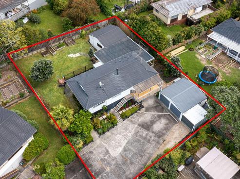35 Spinella Drive, Bayview