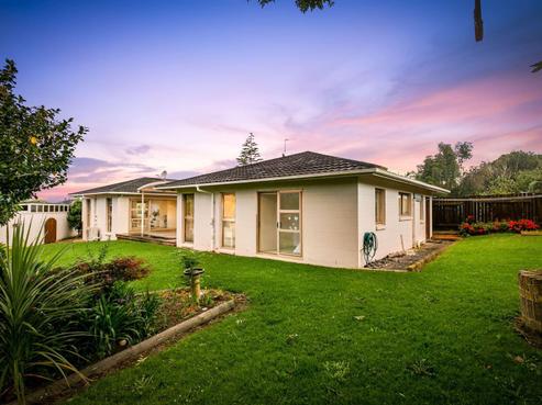 24 Realm Place, Massey