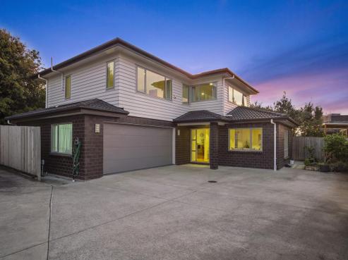 32A Bodi Place, Te Atatu South