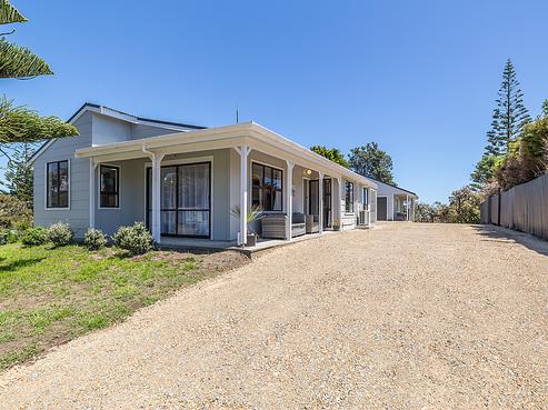 157 Kahukura Avenue, Waitarere Beach