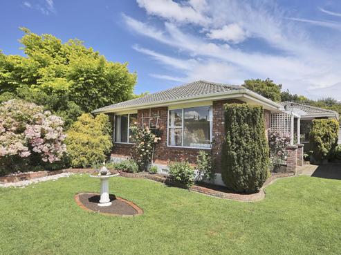 141 Conyers Street, Heidelberg