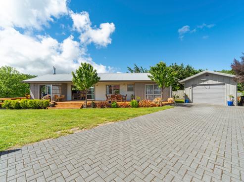 306 Tauhara Ridge Drive, Richmond Heights