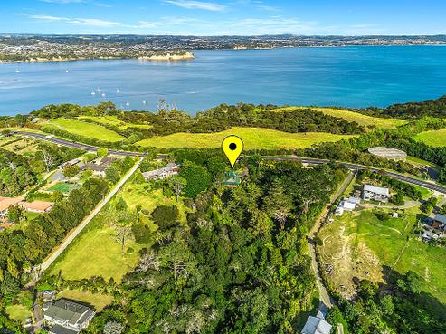 1129A Whangaparaoa Road, Tindalls Beach