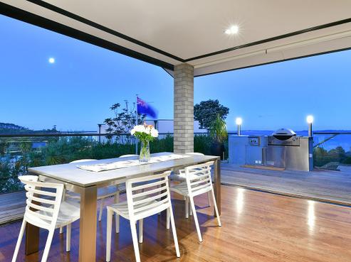 15 Sykes Avenue, Hatfields Beach