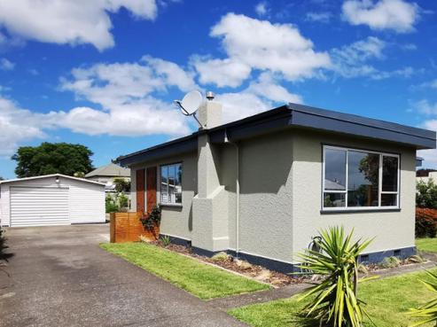 42 Thyra Street, Dannevirke