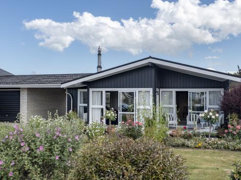 11 Wallace Road, Waipukurau and Surrounds