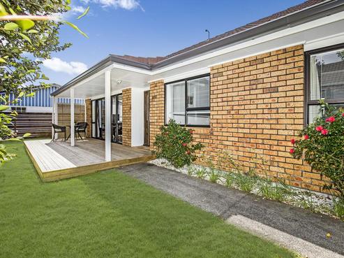 2/44 Manse Road, Pahurehure