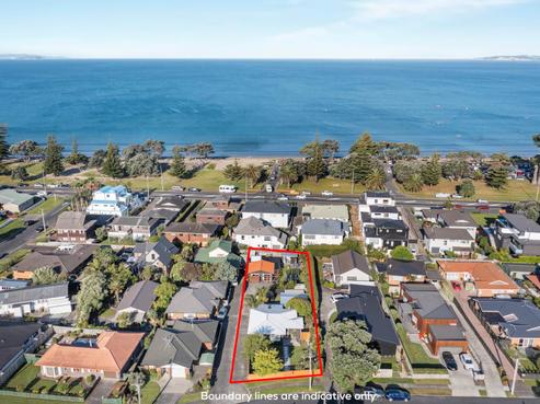 9A Pine Road, Orewa