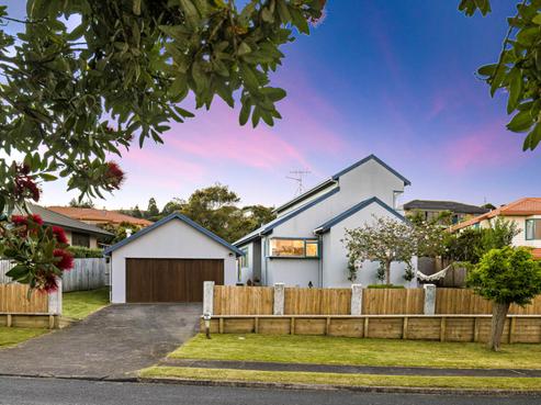 38 Waldorf Crescent, Orewa