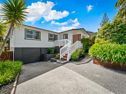 70 Blakeborough Drive, Forrest Hill