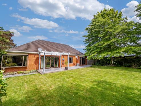 30 Eders Road, Woodend