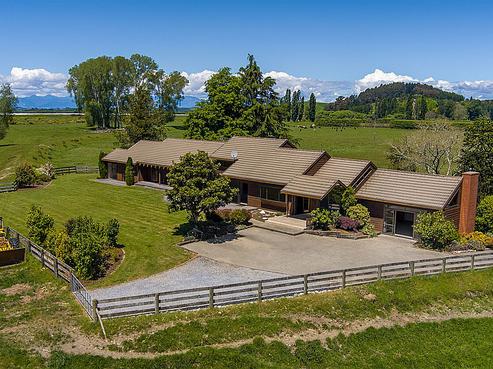 21 Peach Island Road, Motueka