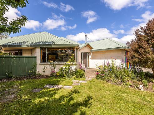 27 Carmana Gardens, Rangiora