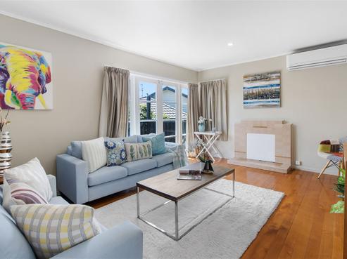 2/40 Amberley Avenue, Te Atatu South