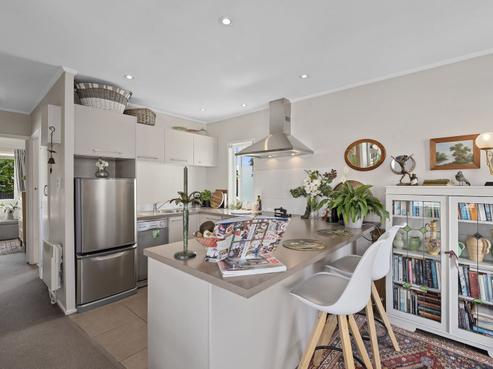 8/71 Church Street, Devonport