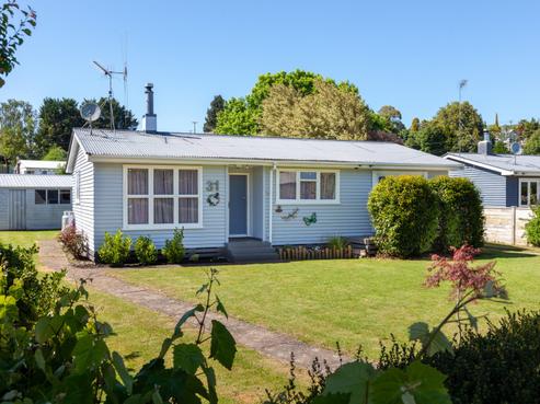 31 Bear Street, Tirau