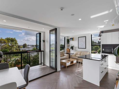 303/82 Jellicoe Road, Panmure