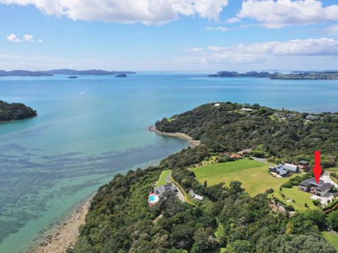 16 Kotare Place, Sandspit