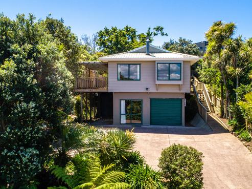 97 Queens Drive, Oneroa
