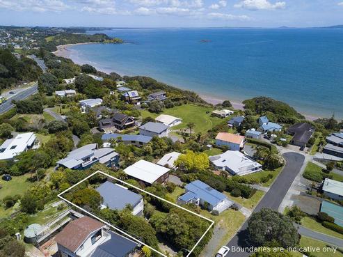 10 Kupe Road, Coopers Beach