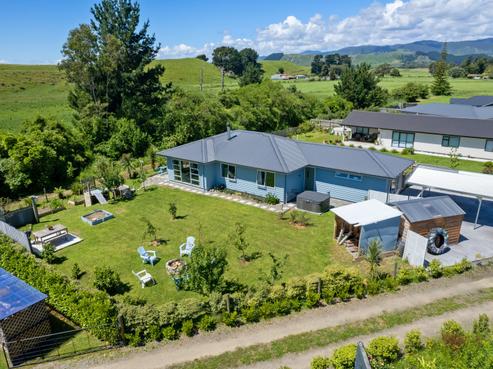 18 Te Harawira Street, Otaki
