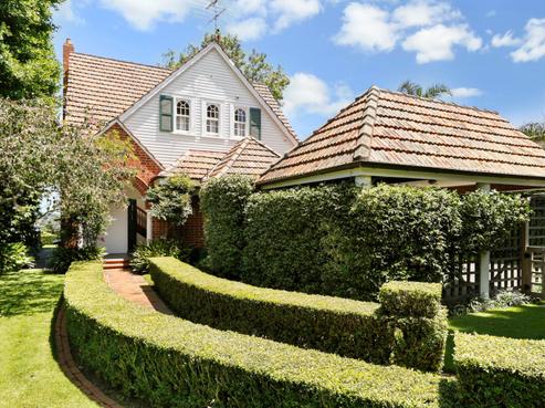 5 Fern Avenue, Epsom