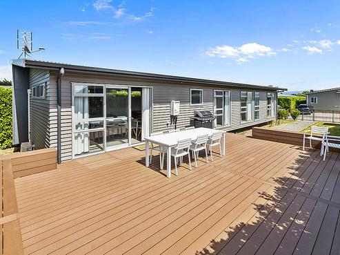17 Tuscan Lane, Martinborough