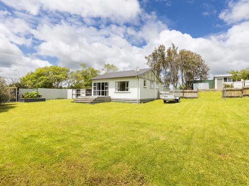782 Mountain Road, Lepperton