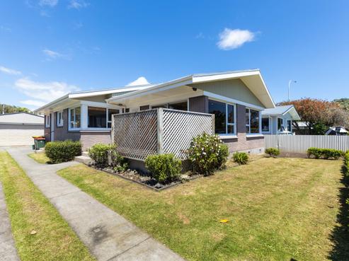 101 South Road, Blagdon