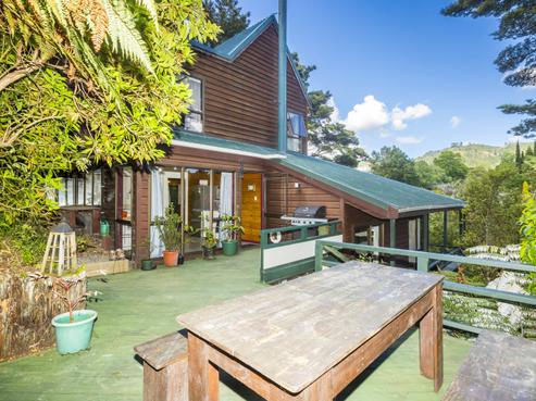 27 Fendalton Crescent, Pinehaven