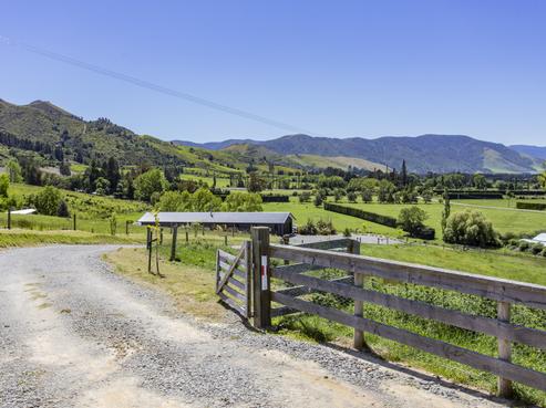145 Ashley Gorge Road, Oxford
