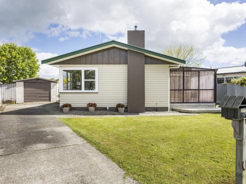 10 Catlins Crescent, Milson