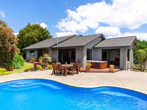 841 Owhiwa Road, Parua Bay