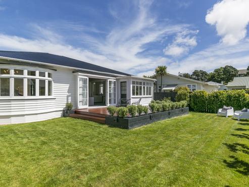 18 Marsden Avenue, Karori