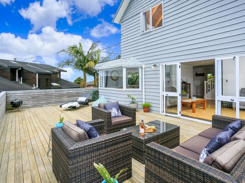 154 Oaktree Avenue, Browns Bay