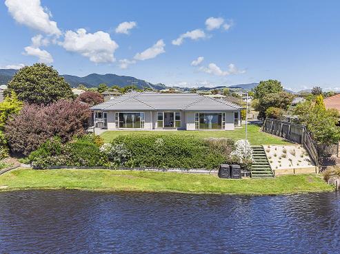 10 Glen Loch Place, Paraparaumu
