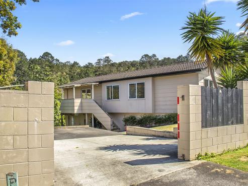 118 Lynn Road, Bayview