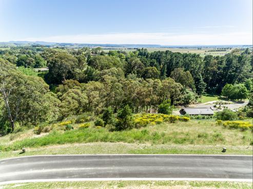 90 Oak Road, Poraiti