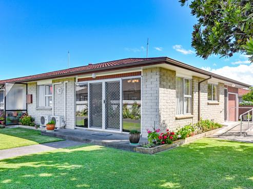 1/305 Nelson Street South, Hastings