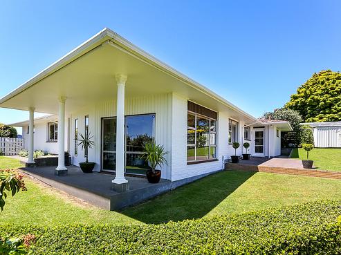 16 Montana Place, Merrilands