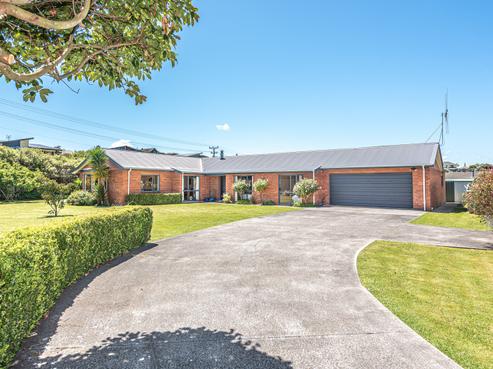 13 Perrett Drive, Otamatea