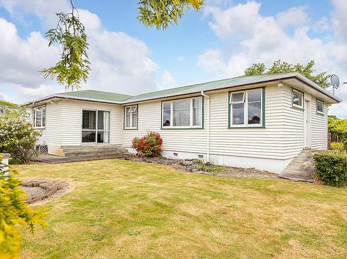 16 Solway Street, Solway