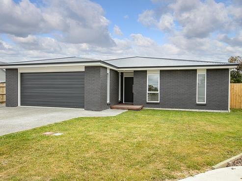 2 Tuatahi Avenue, Solway