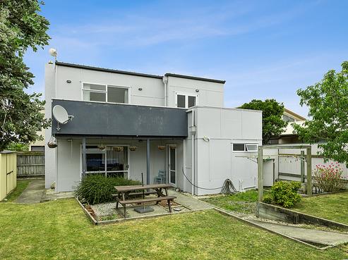 18A Meeanee Quay, Westshore