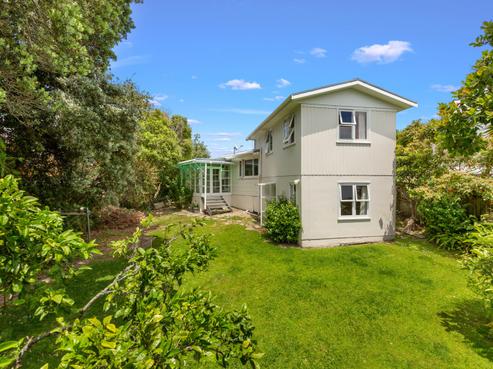 5 Birdie Place, Red Beach