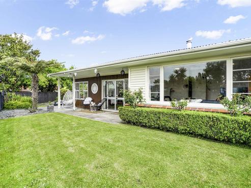302 Cambridge Road, Hillcrest