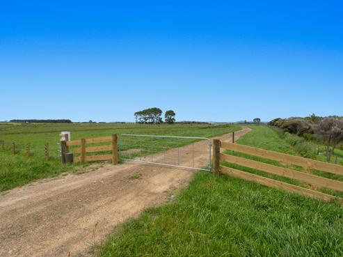 1207A Thornton Road, Matata