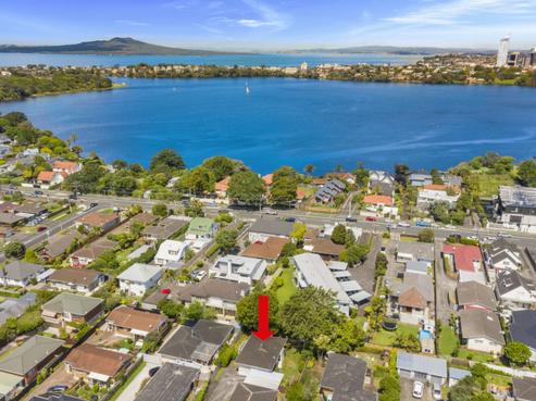 3/8 Trafalgar Road, Milford