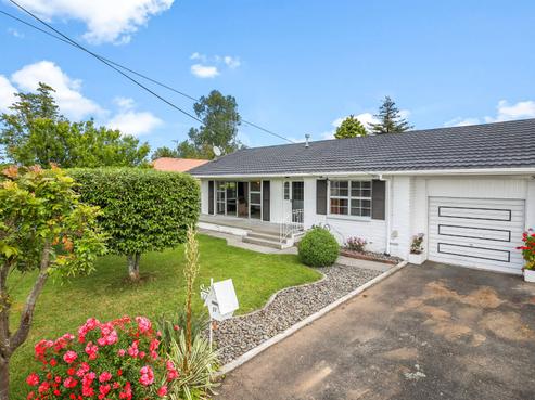27 Howden Road, Fairfield