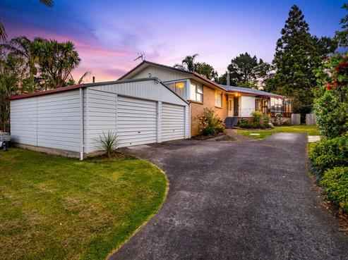 27 Allington Road, Massey